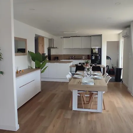 Le Moulin A Vent Apartmán *